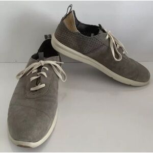 Toms Tom’s Men’s lace up shoes size 13 gray taupe color everyday versatile